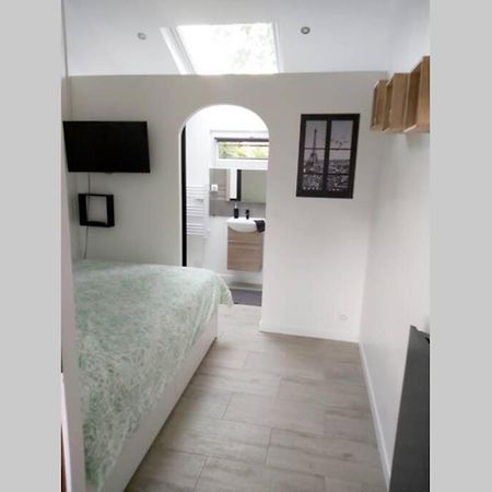 Superbe Studio 15 M²,Proche Disney, Asterix, Cdg Apartment Gressy Luaran gambar