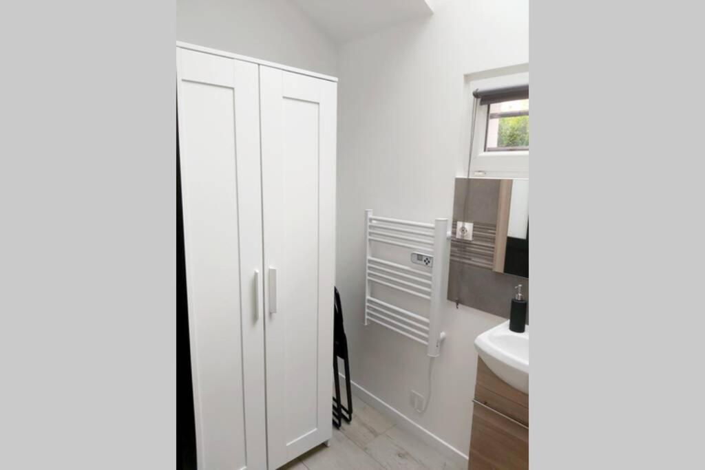 Superbe Studio 15 M²,Proche Disney, Asterix, Cdg Apartment Gressy Luaran gambar