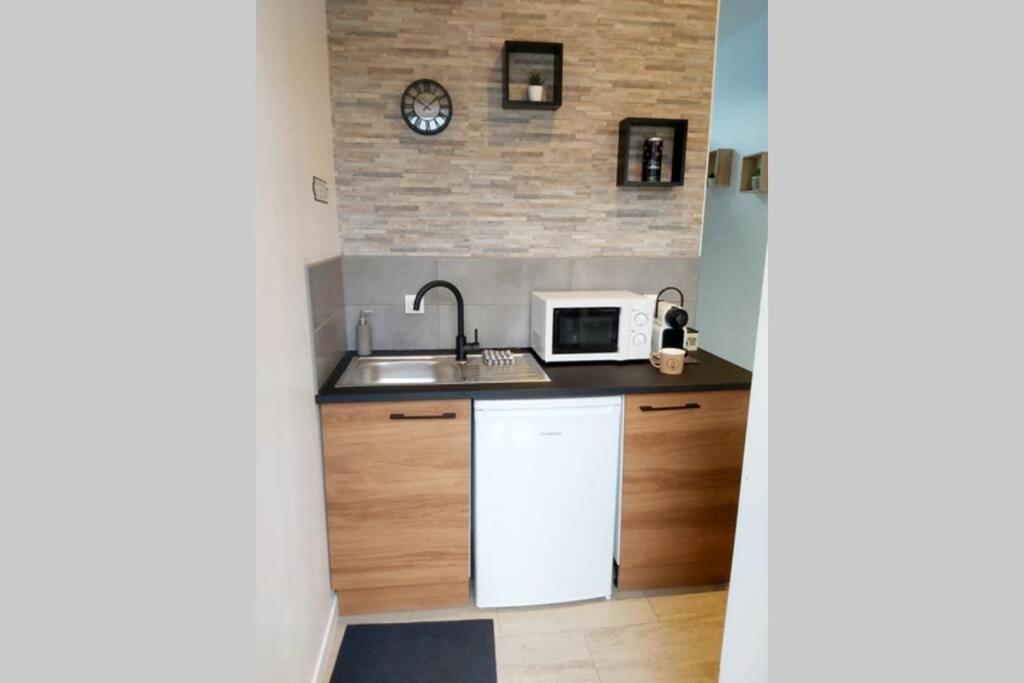 Superbe Studio 15 M²,Proche Disney, Asterix, Cdg Apartment Gressy Luaran gambar