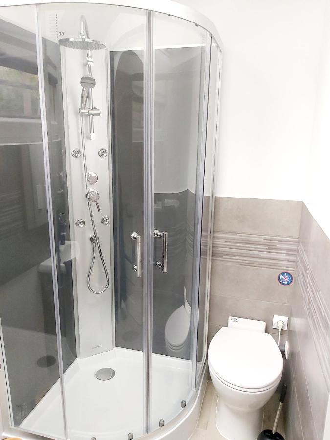 Superbe Studio 15 M²,Proche Disney, Asterix, Cdg Apartment Gressy Luaran gambar